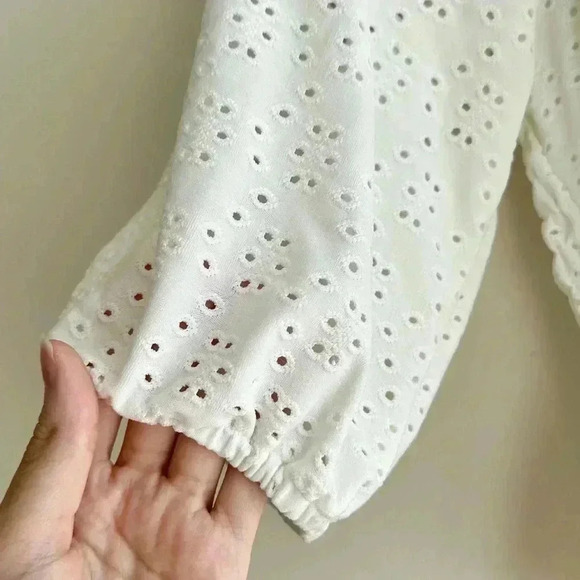 Urban Romantics Eyelet Lace Peplum Crop Top, Size Medium - Picture 12 of 16